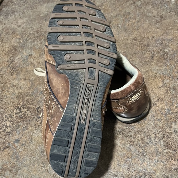 Sketchers women’s shoes - Picture 3 of 5